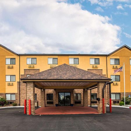 Quality Inn Peru Near Starved Rock State Park Exterior photo