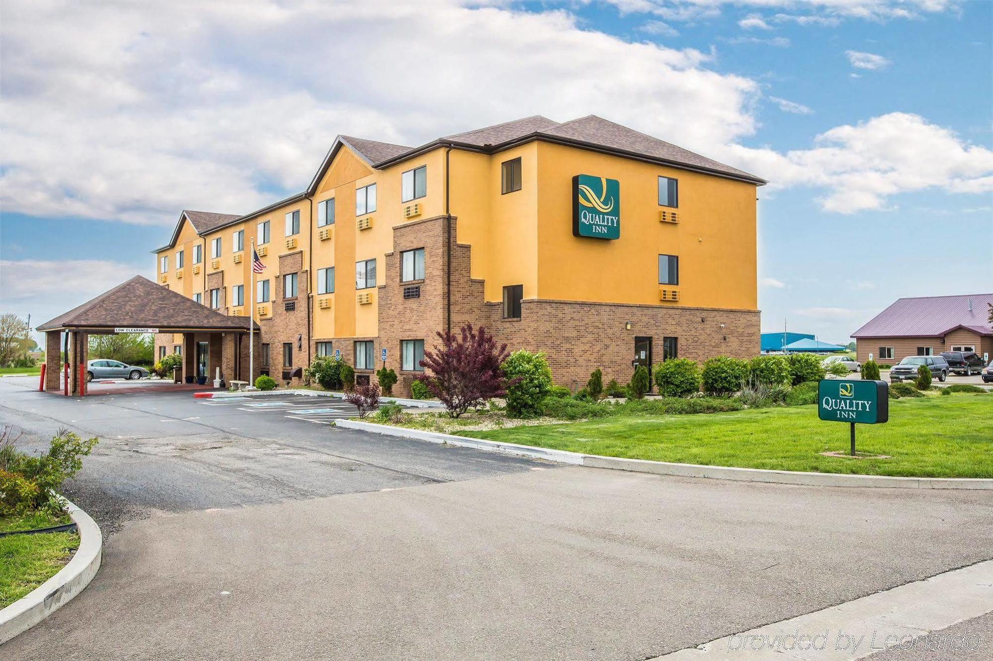 Quality Inn Peru Near Starved Rock State Park Exterior photo